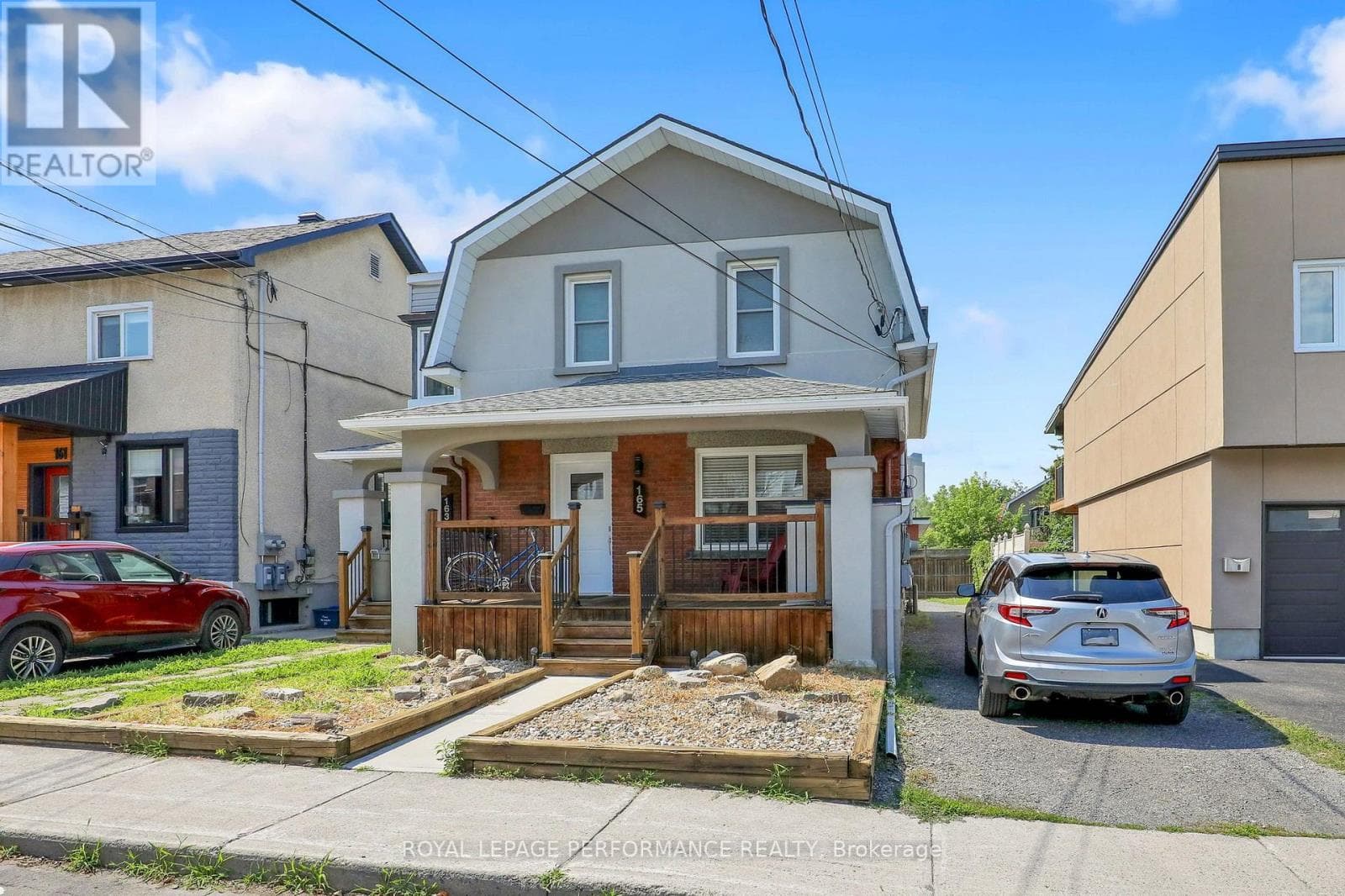 165 - 165 LAVAL STREET