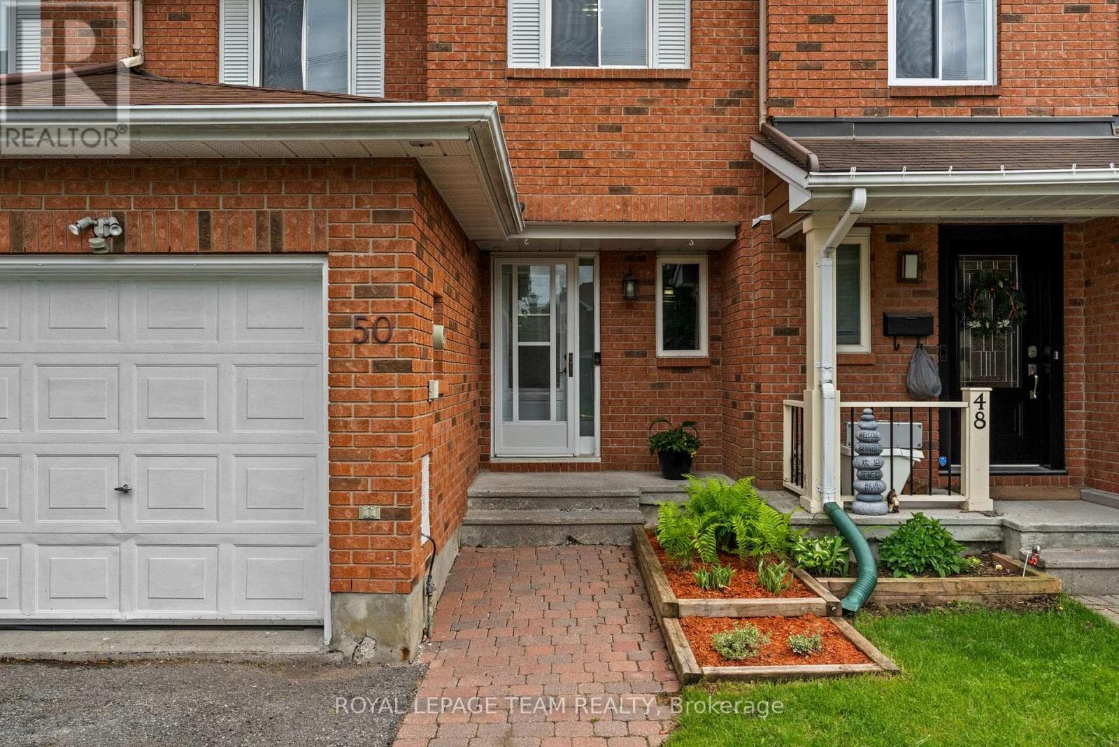 50 SPRINGCREEK CRESCENT — photo 3