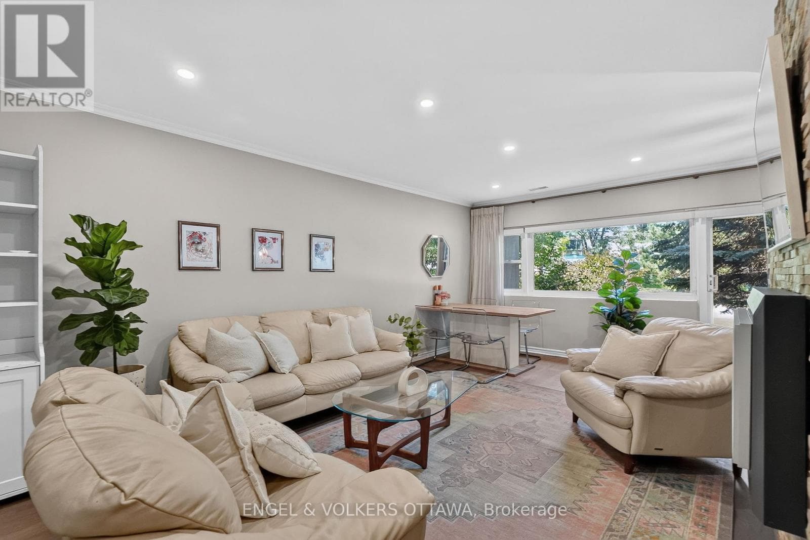 119 - 12 CORKSTOWN ROAD — photo 2