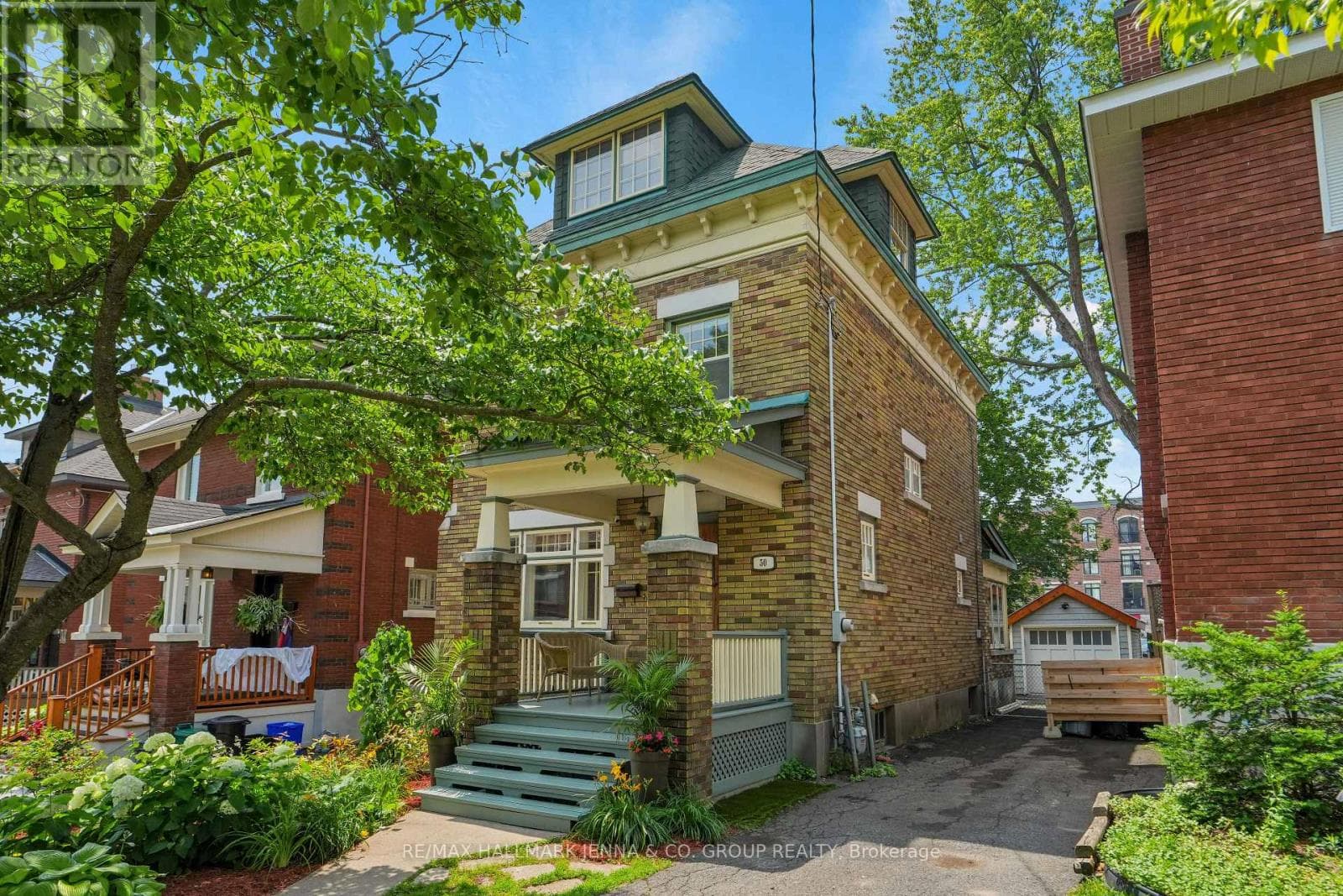 50 WILLARD STREET — photo 3