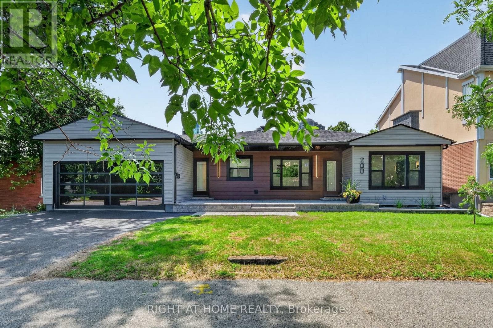 200 ISLAND PARK DRIVE — photo 1