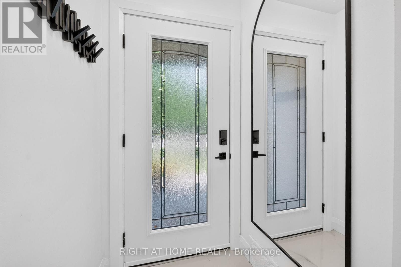 200 ISLAND PARK DRIVE — photo 3