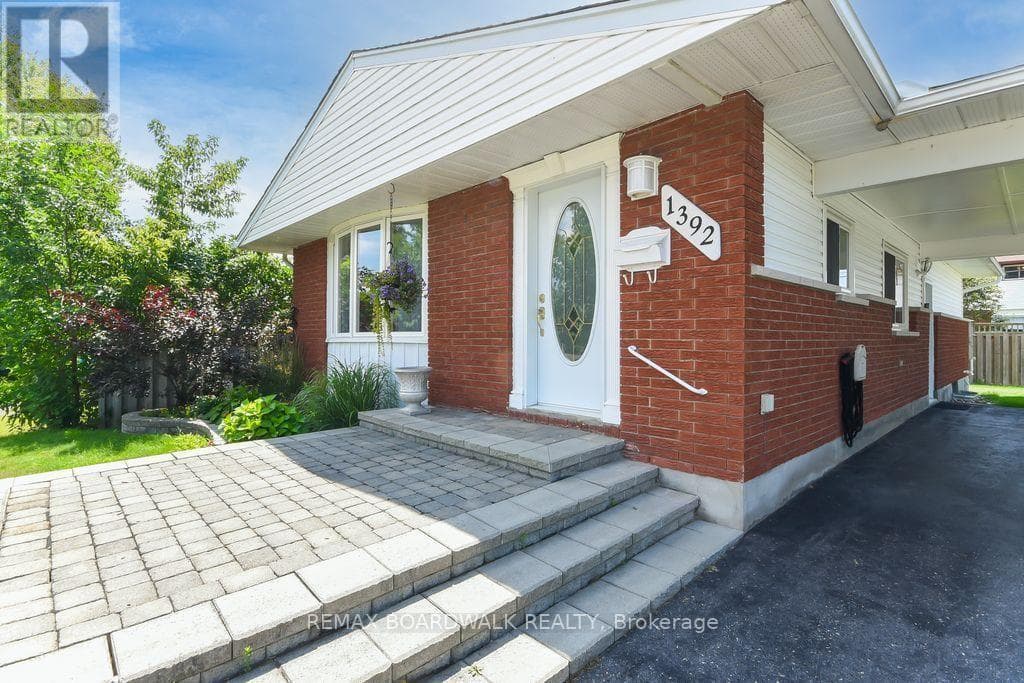 1392 CHARTRAND AVENUE — photo 3
