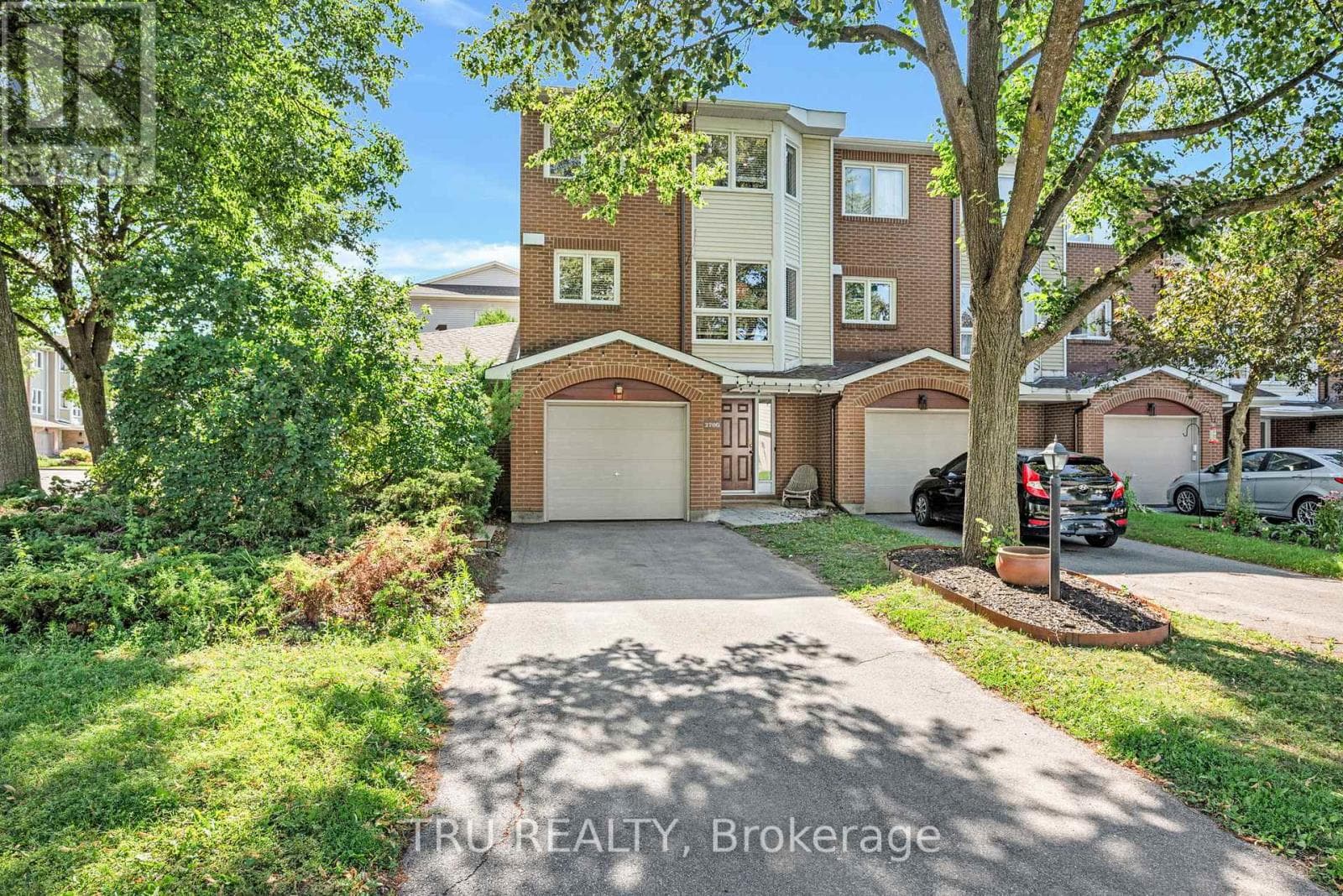 G - 270 DALEHURST DRIVE — photo 1