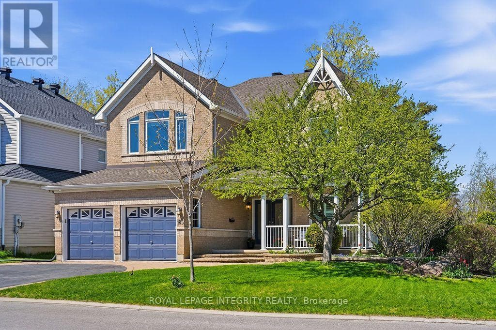 185 INSMILL CRESCENT — photo 1