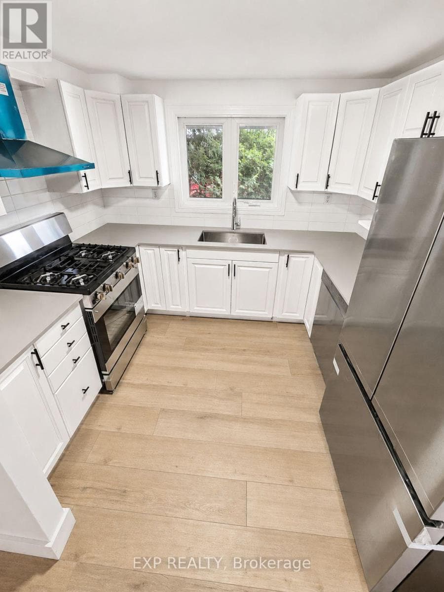 A - 428 HATFIELD CRESCENT — photo 4