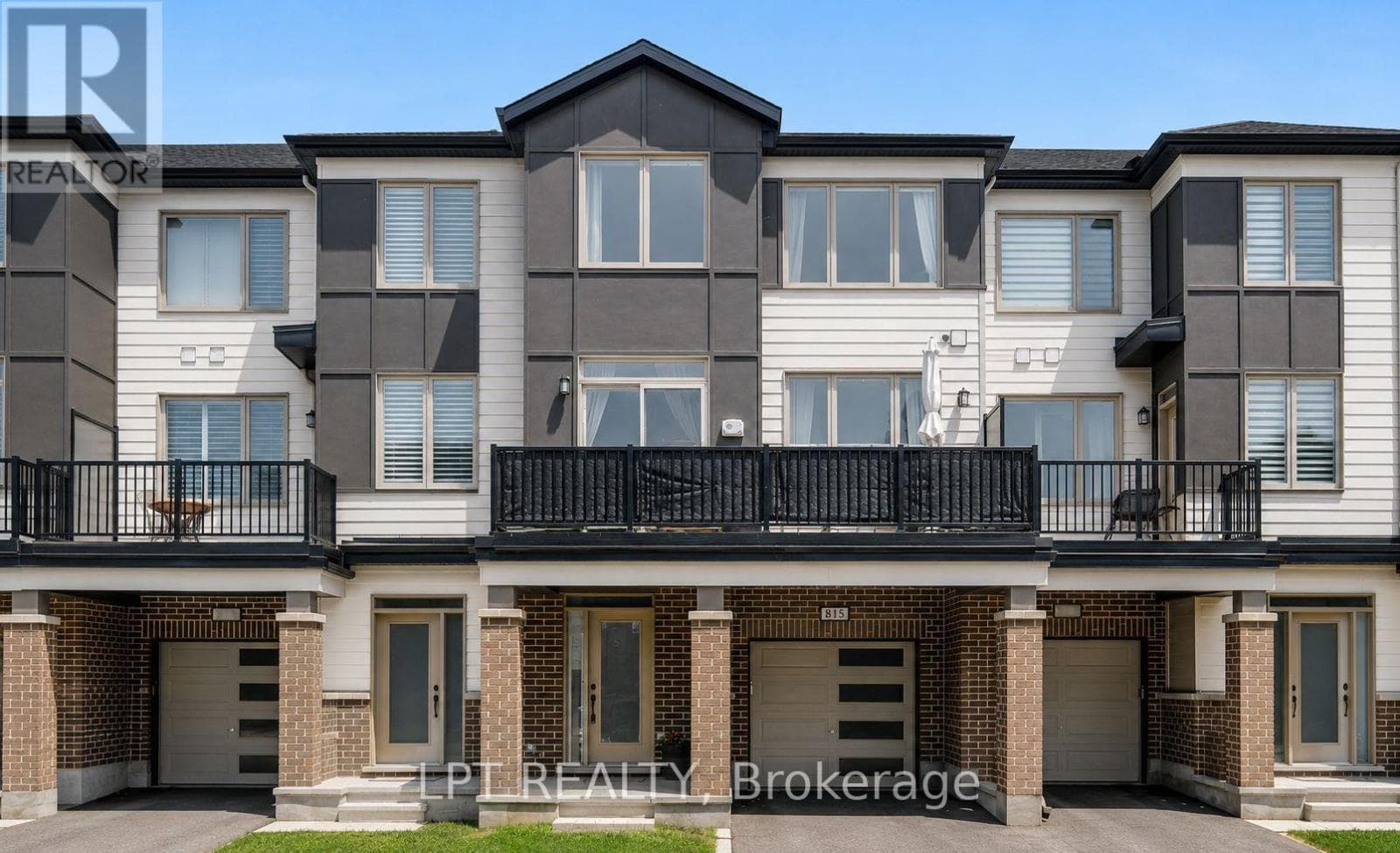815 KINIW PRIVATE — photo 1