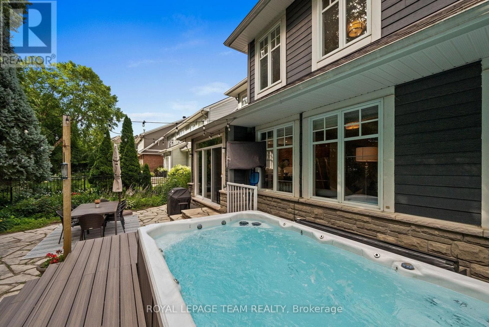 14 IRONSIDE COURT — photo 3