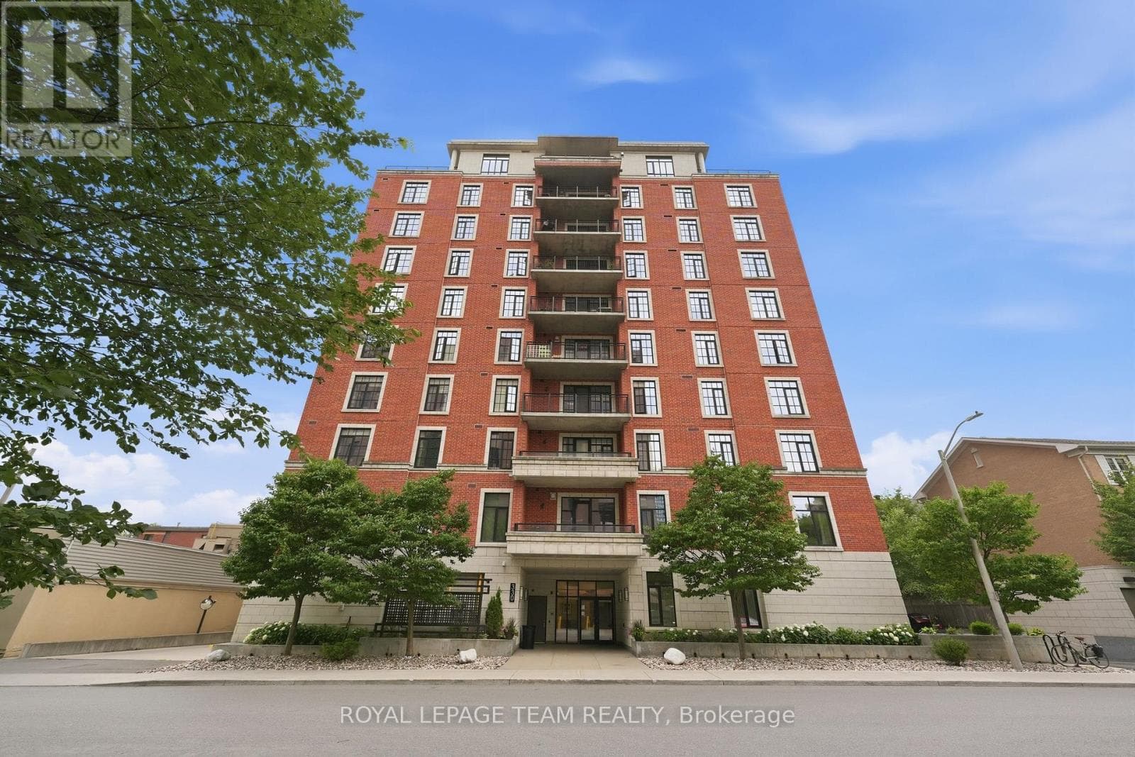 301 - 330 LORETTA AVENUE S — photo 1