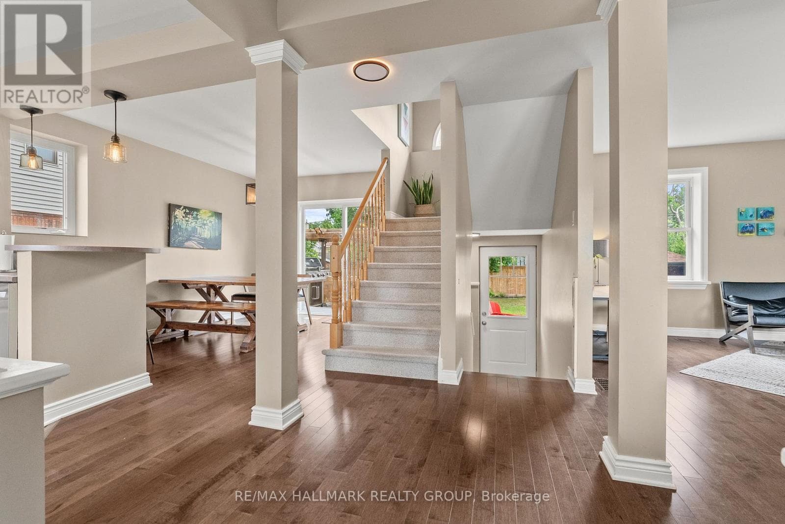 701 COLE AVENUE — photo 4