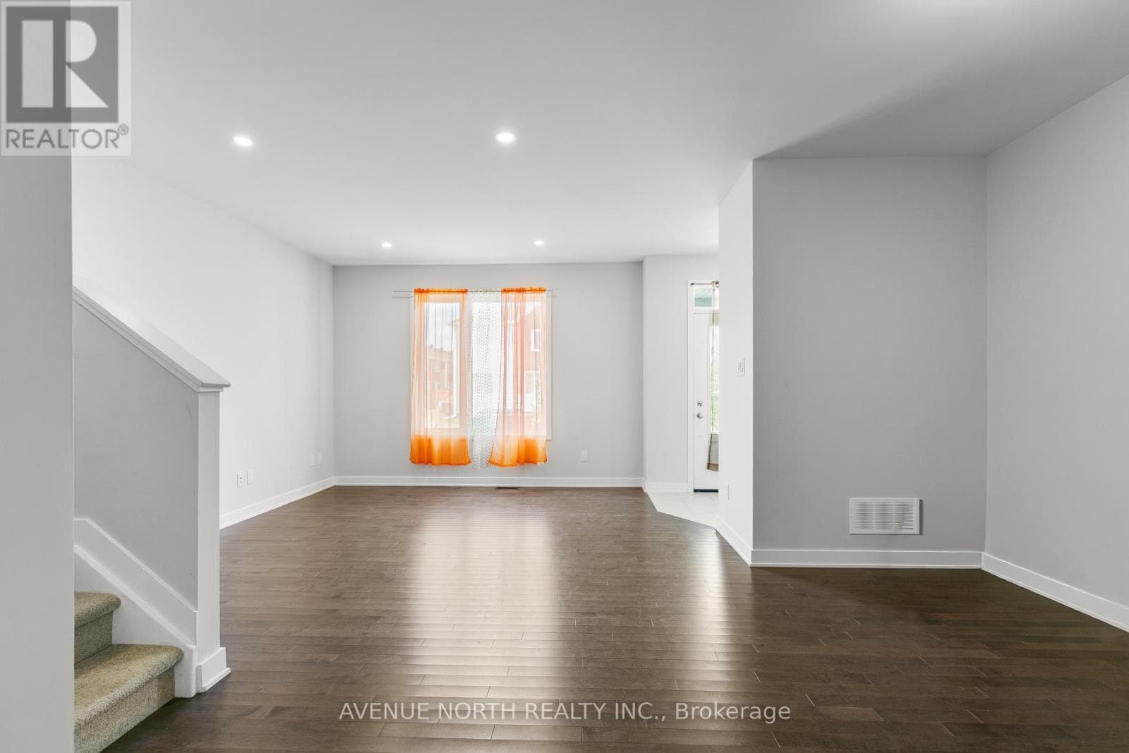 834 BASCULE PLACE — photo 4