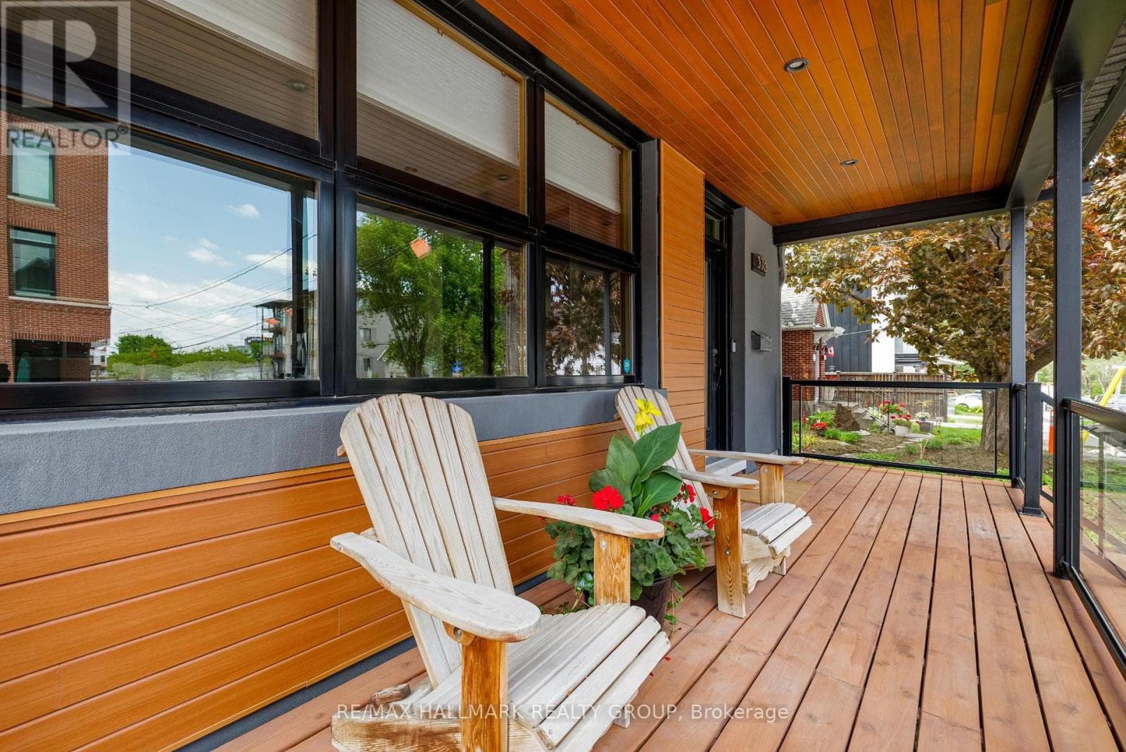 376 WINONA AVENUE — photo 3