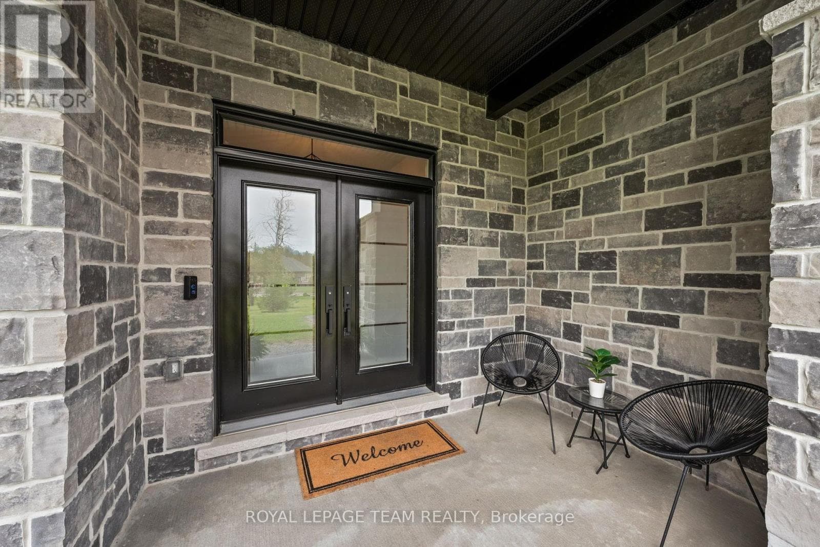176 COUNTRY MEADOW DRIVE — photo 3