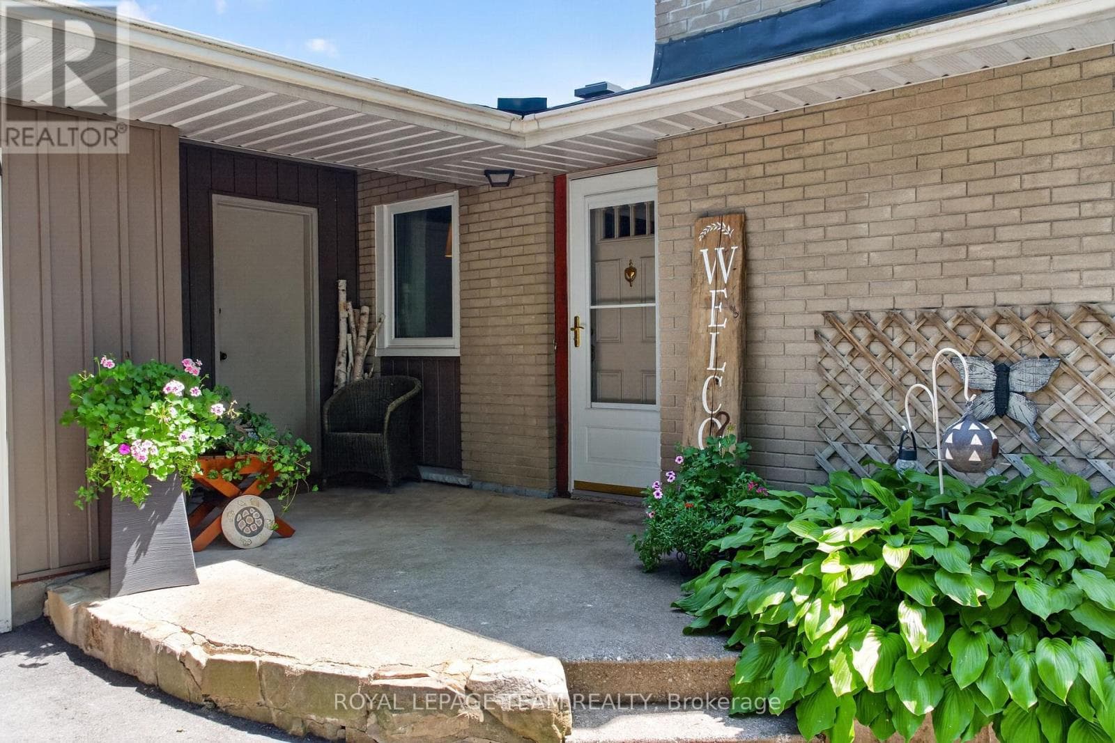 9 LAURENTIDE ROAD — photo 4