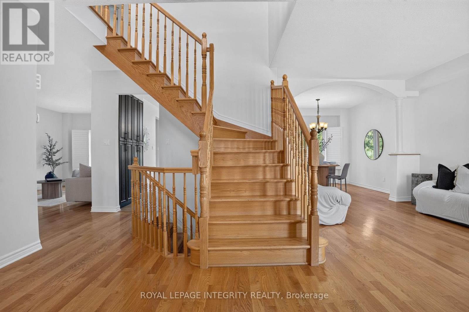 275 KIWANIS COURT — photo 4