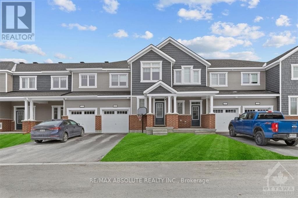 235 BILLRIAN CRESCENT — photo 1