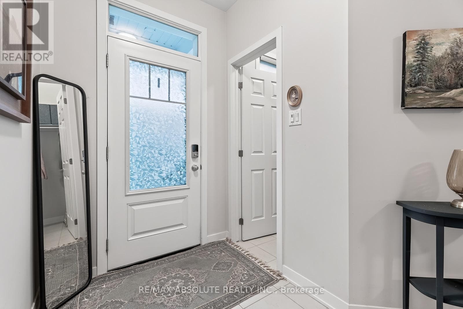 235 BILLRIAN CRESCENT — photo 3