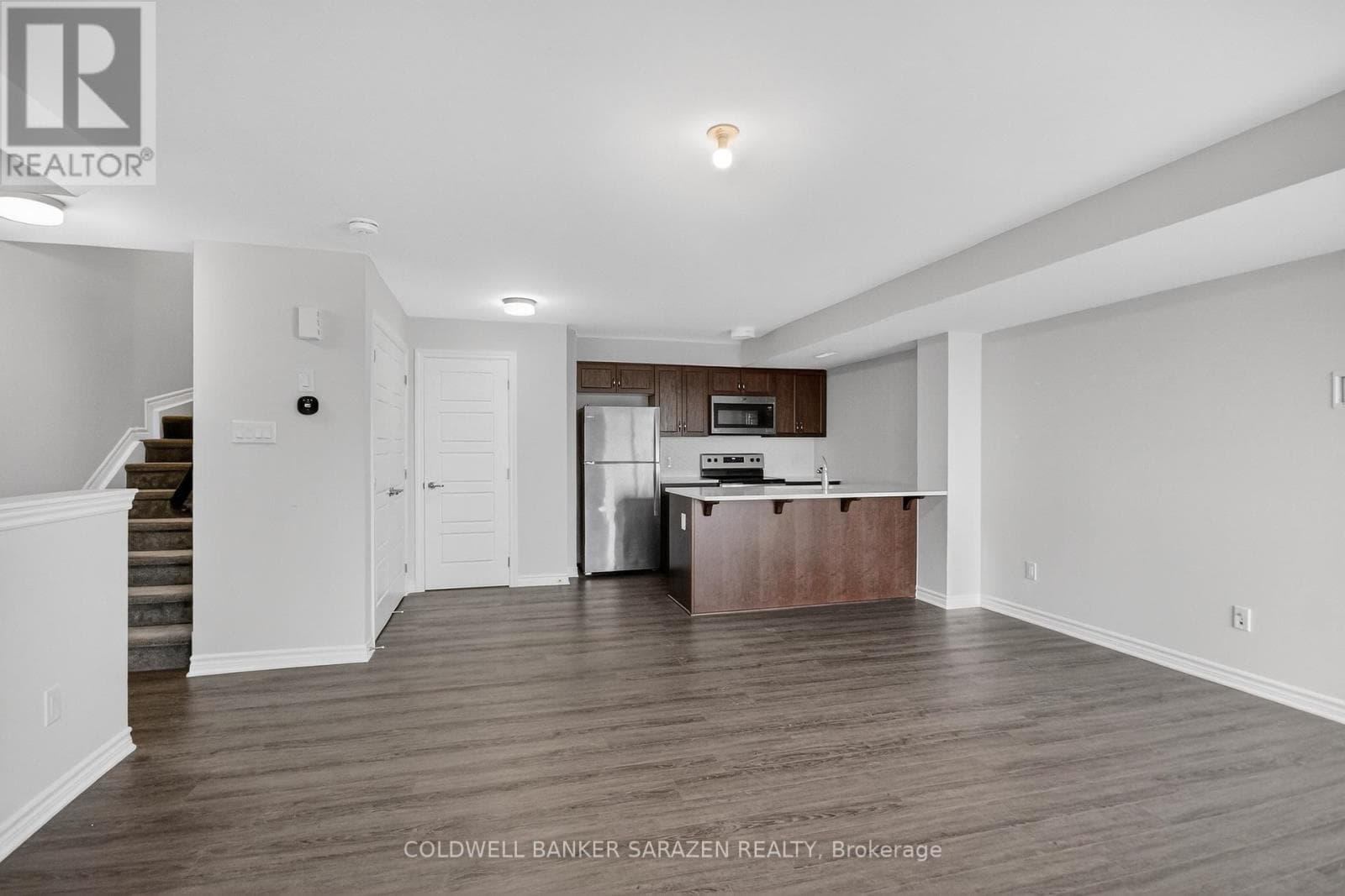 218 PILOT PRIVATE — photo 4