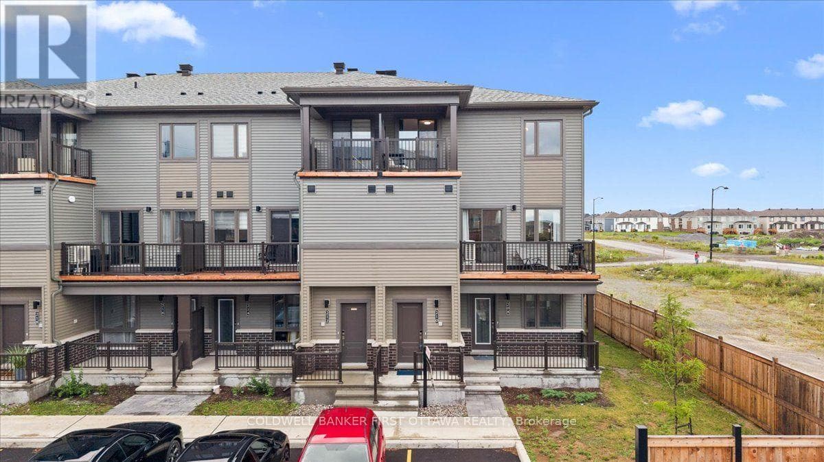 210 PARNIAN PRIVATE — photo 1