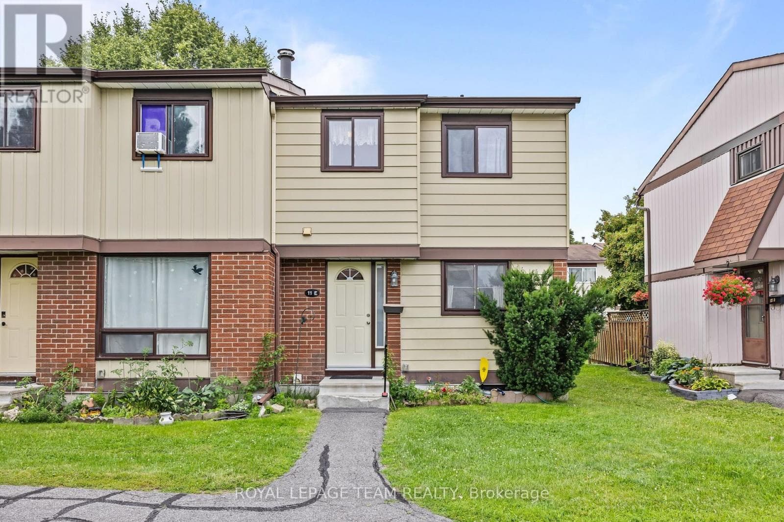 11E FOXHILL WAY — photo 2