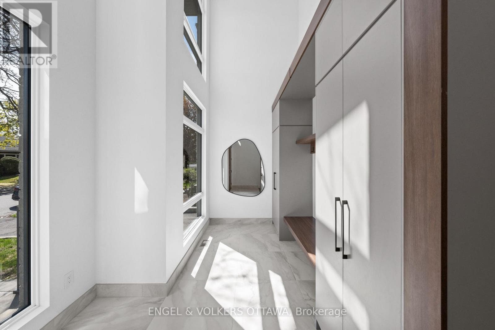 620 ROWANWOOD AVENUE — photo 4