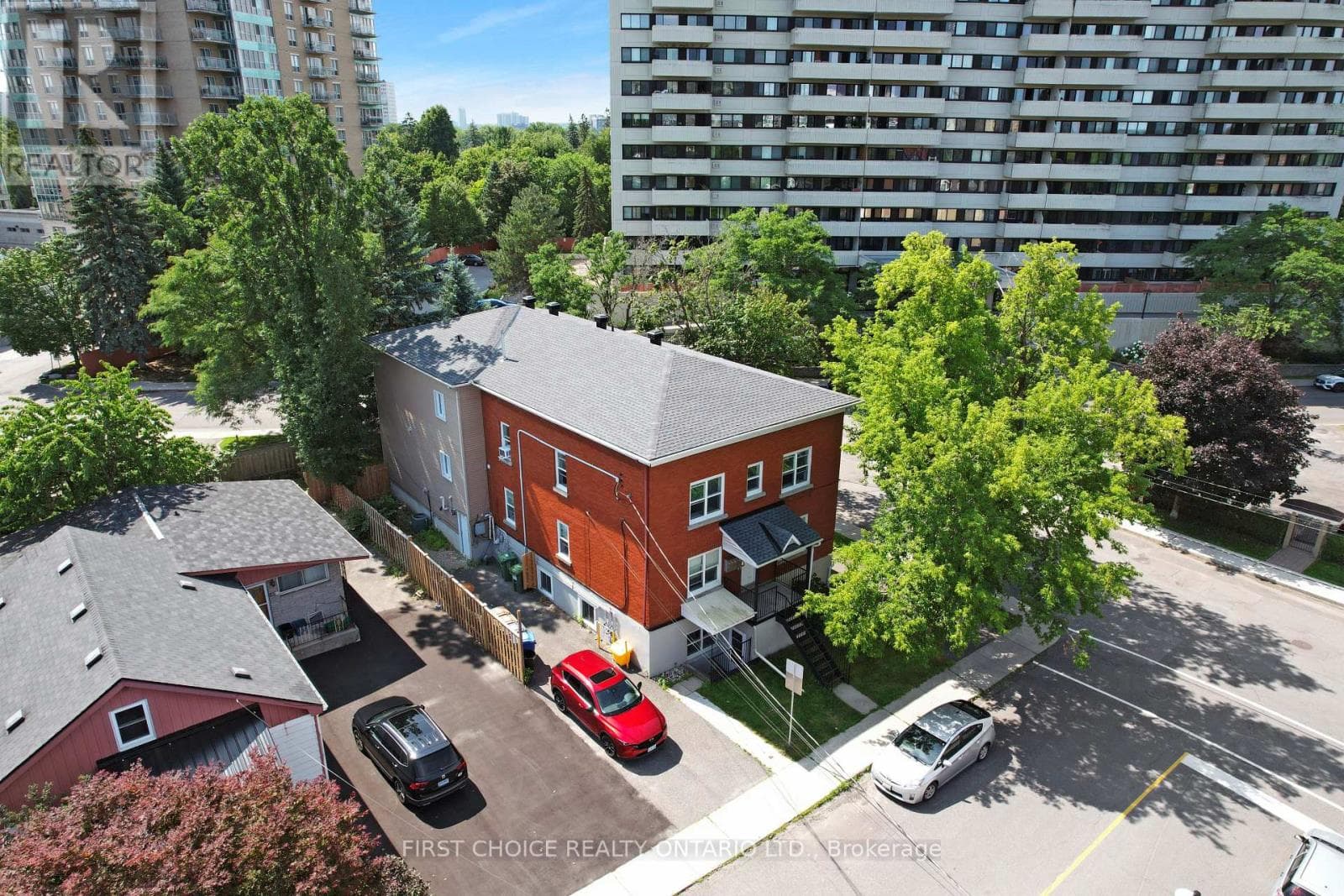 64 GENEST STREET — photo 2