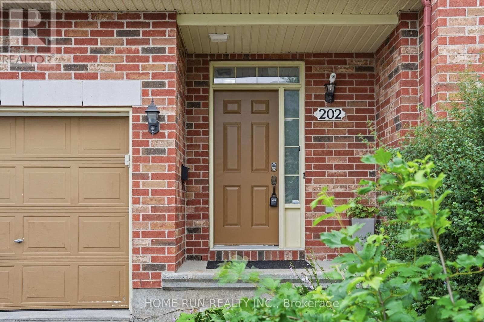 202 MAXWELL BRIDGE ROAD — photo 2