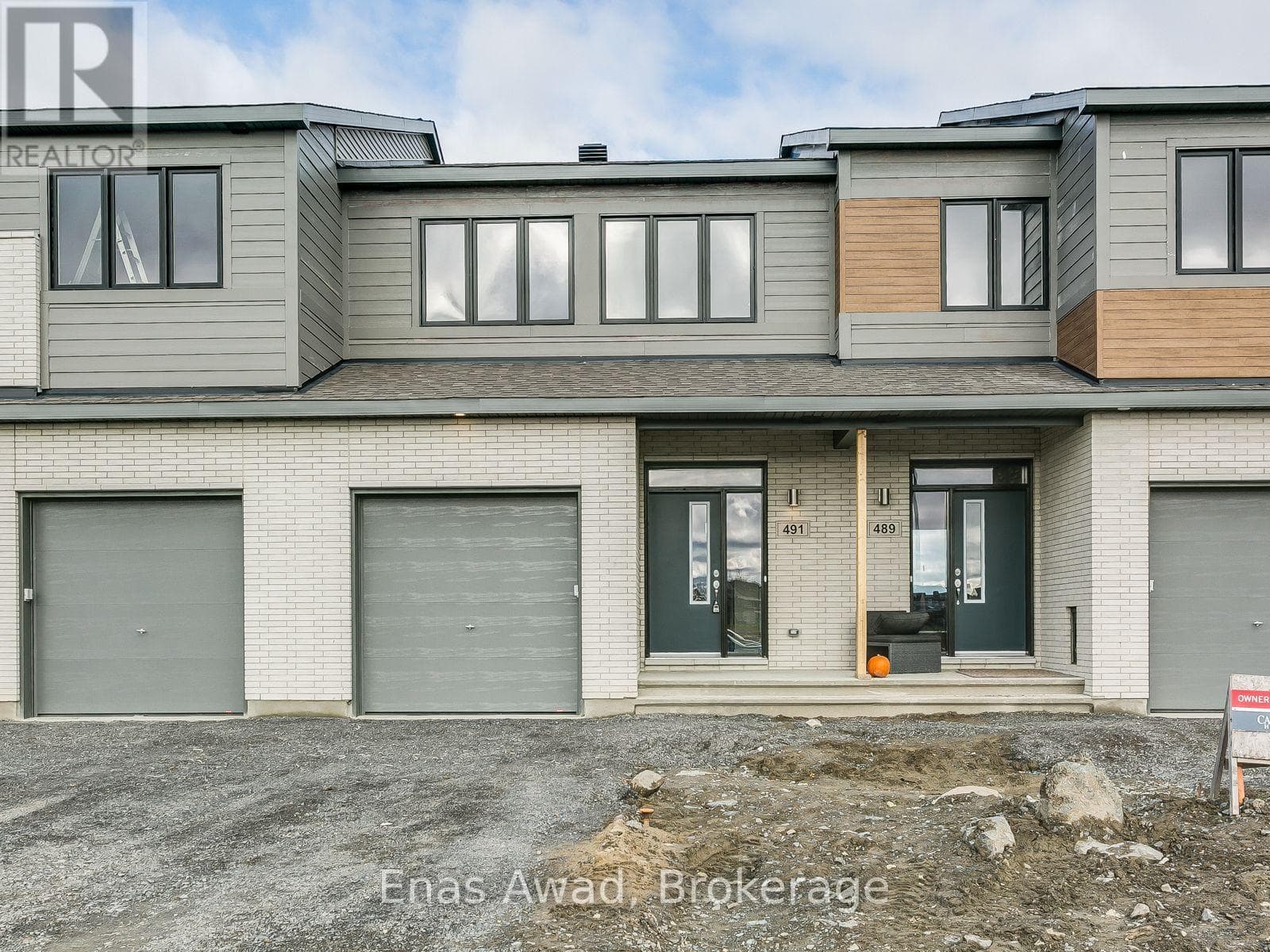 491 COPE DRIVE — photo 1