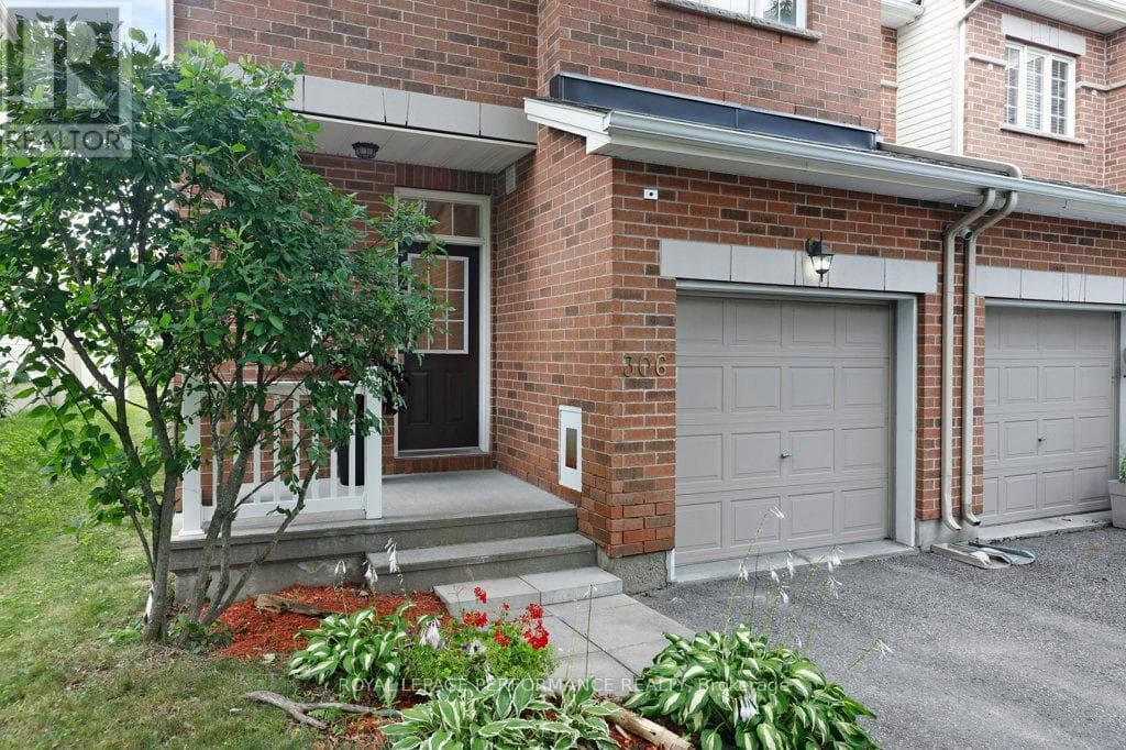 306 WAYMARK CRESCENT — photo 3