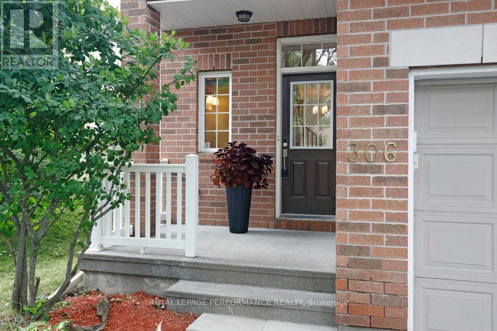 306 WAYMARK CRESCENT — photo 4