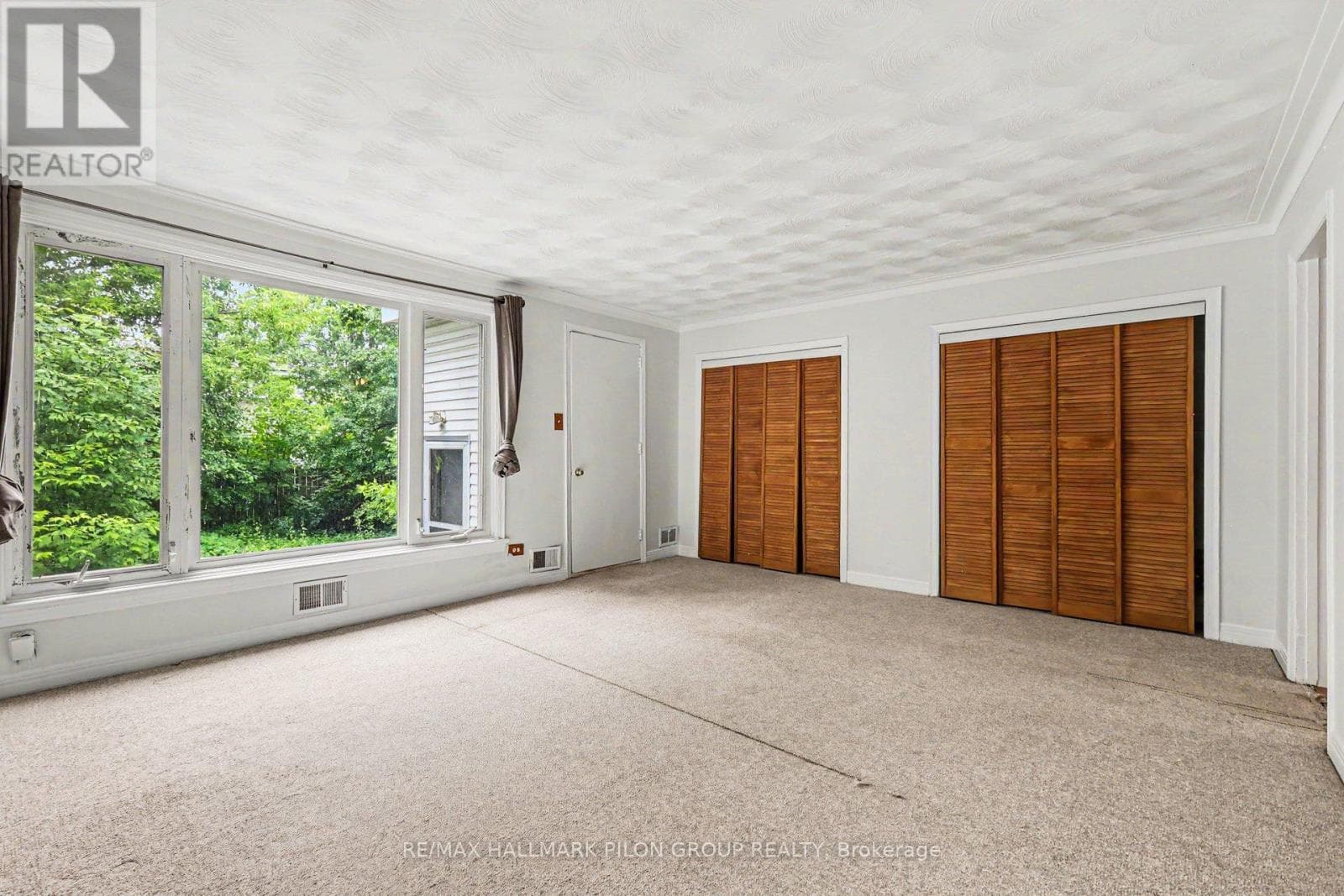 528 GUY STREET — photo 4
