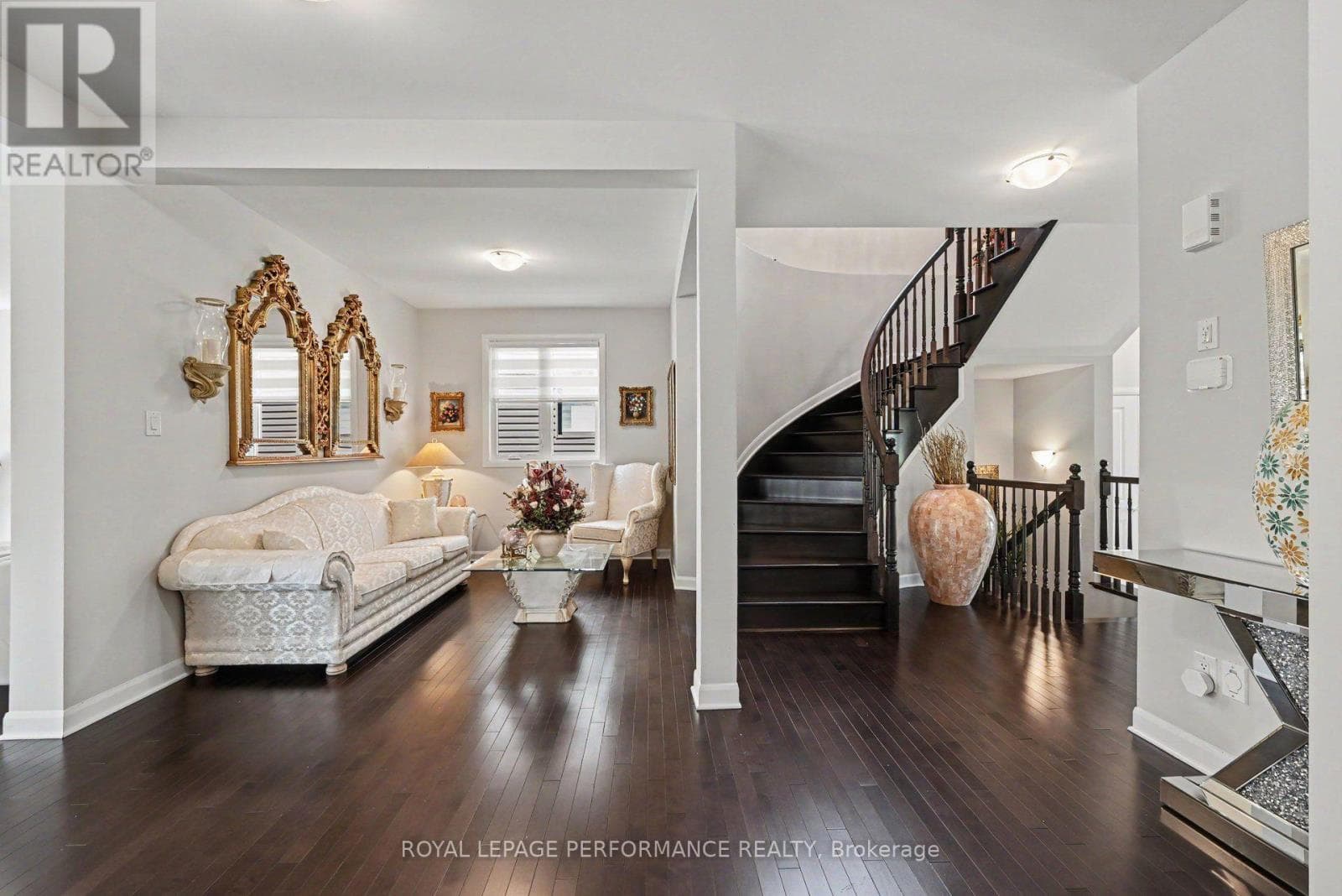 607 JEROME JODOIN DRIVE — photo 4