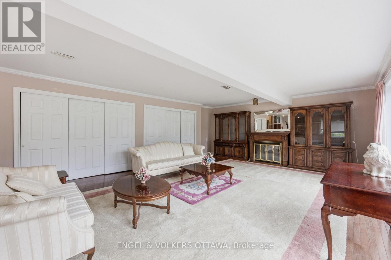 1446 RIDGEBROOK DRIVE — photo 4