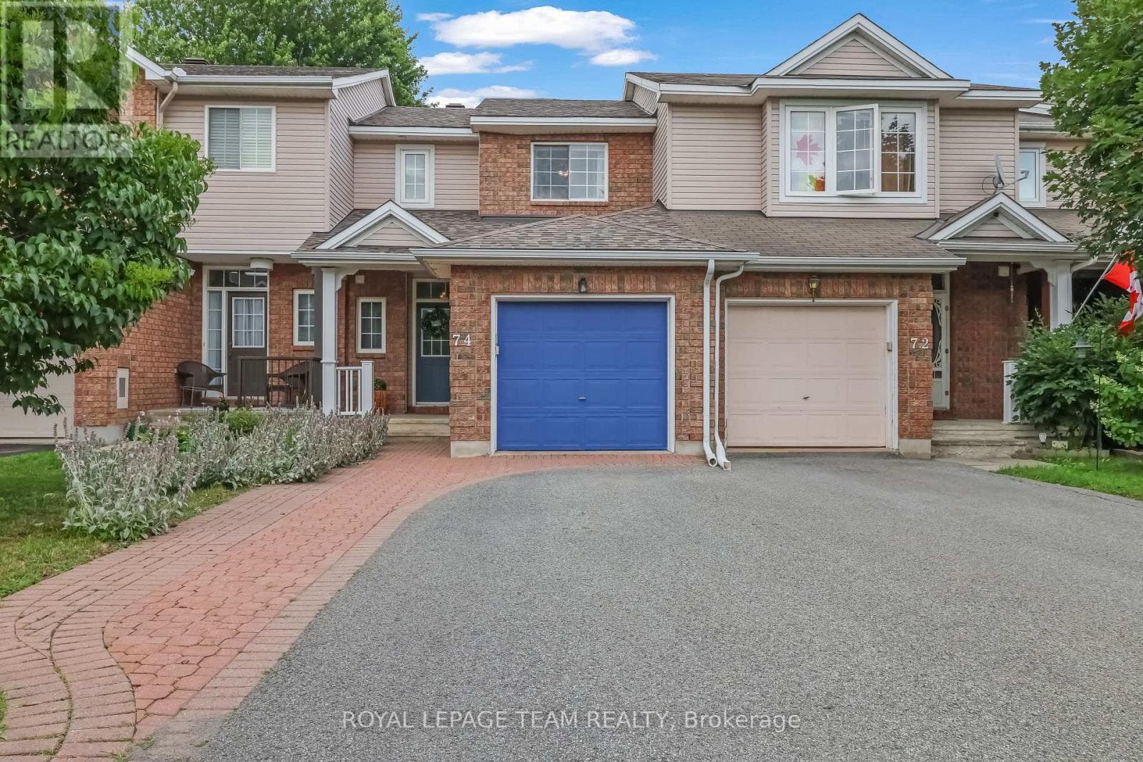 74 MILNER DOWNS CRESCENT — photo 1