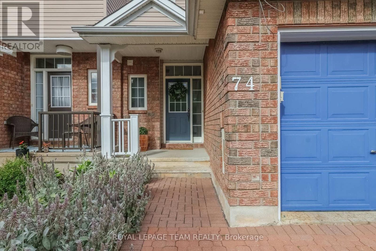 74 MILNER DOWNS CRESCENT — photo 2