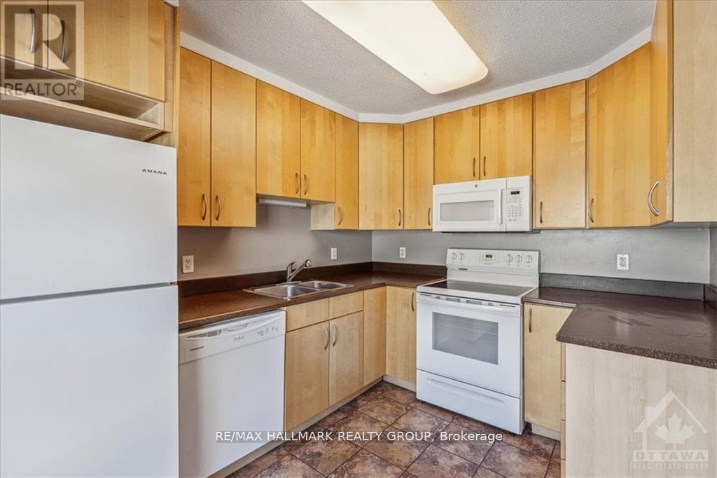 3 CARMICHAEL COURT — photo 4