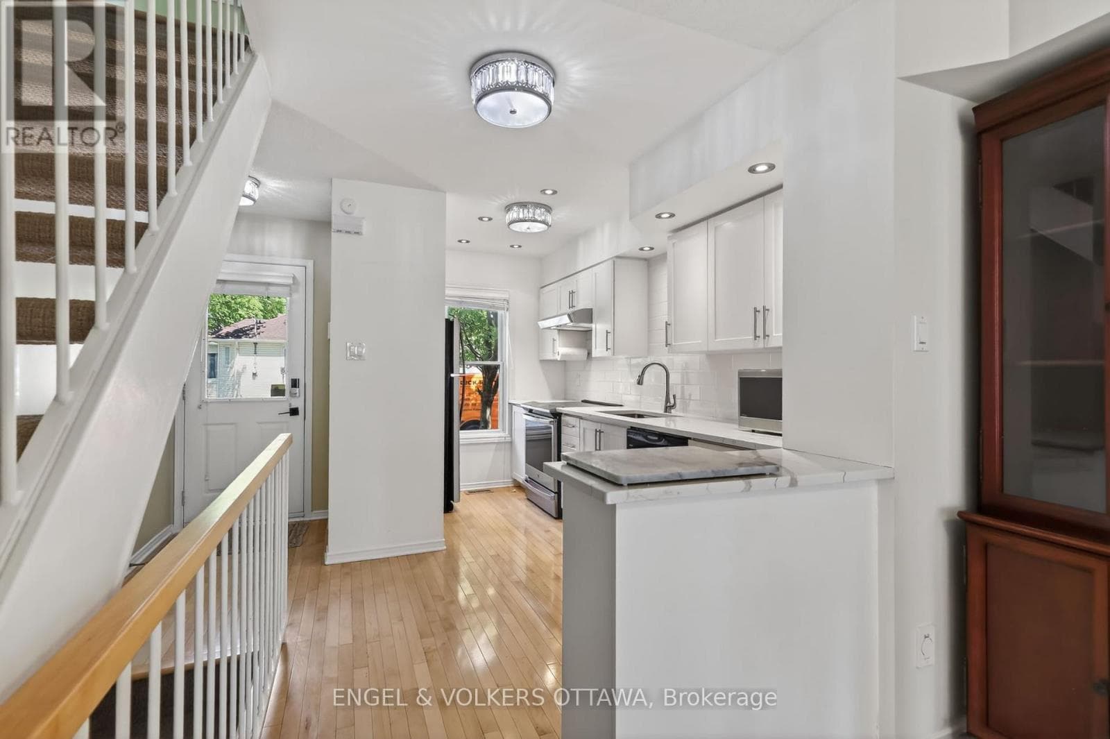 90B TEMPLETON STREET — photo 3