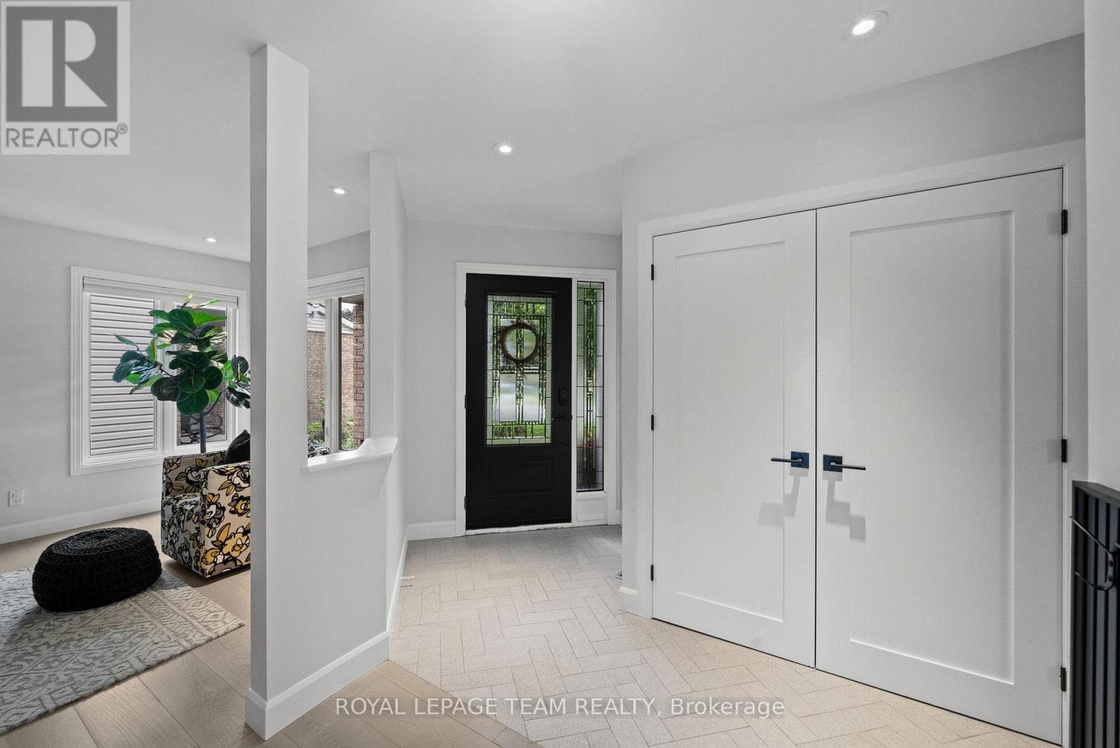 38 MERNER AVENUE — photo 4