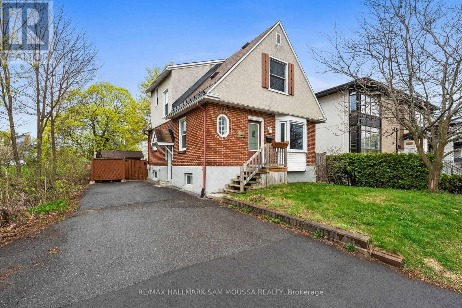 378 BYRON AVENUE — photo 2