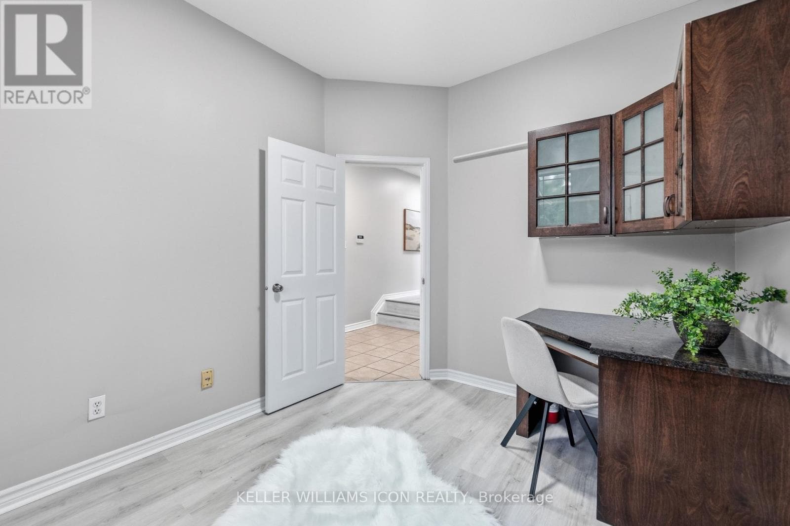 137 HARBOUR VIEW STREET — photo 4