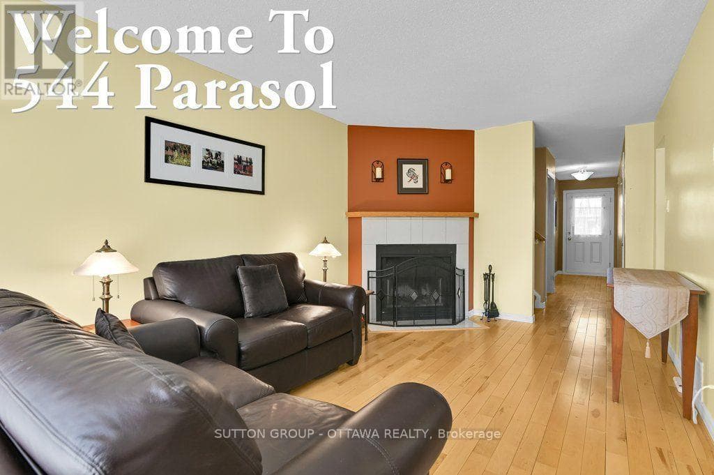 544 PARASOL COURT — photo 1