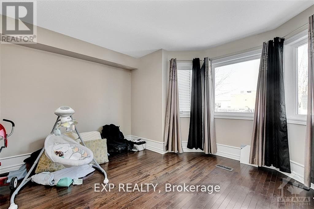 535 SALZBURG DRIVE — photo 4