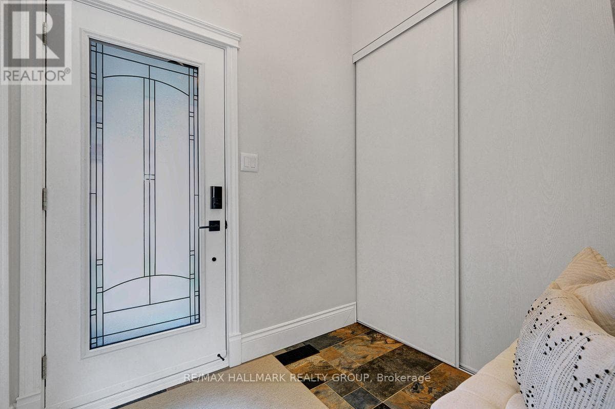 6252 SABLEWOOD PLACE — photo 4