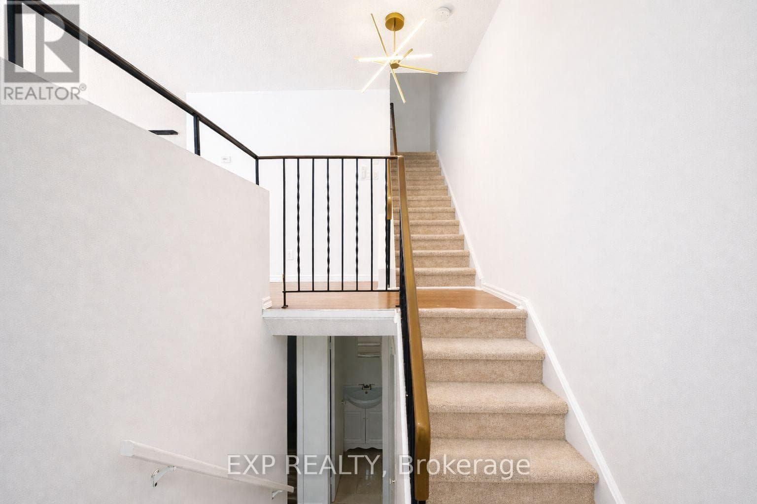 11C SONNET CRESCENT — photo 3