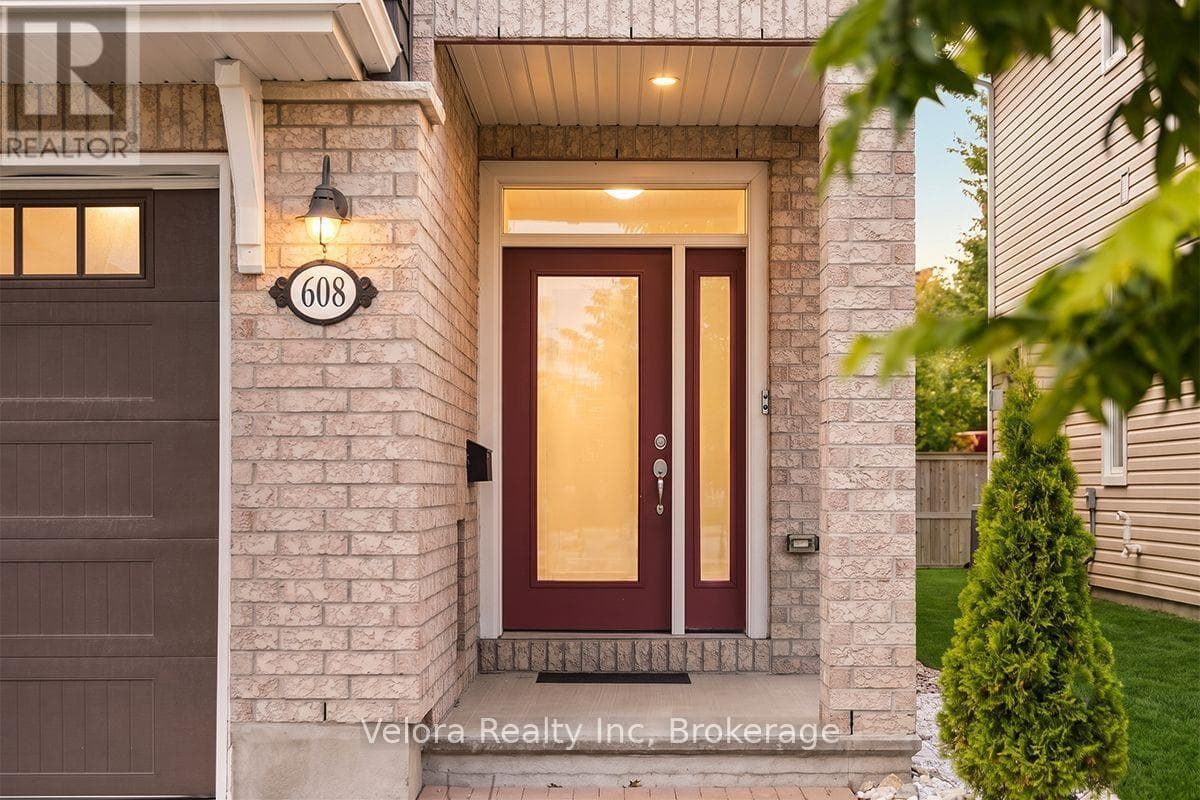 608 VIVERA PLACE — photo 3
