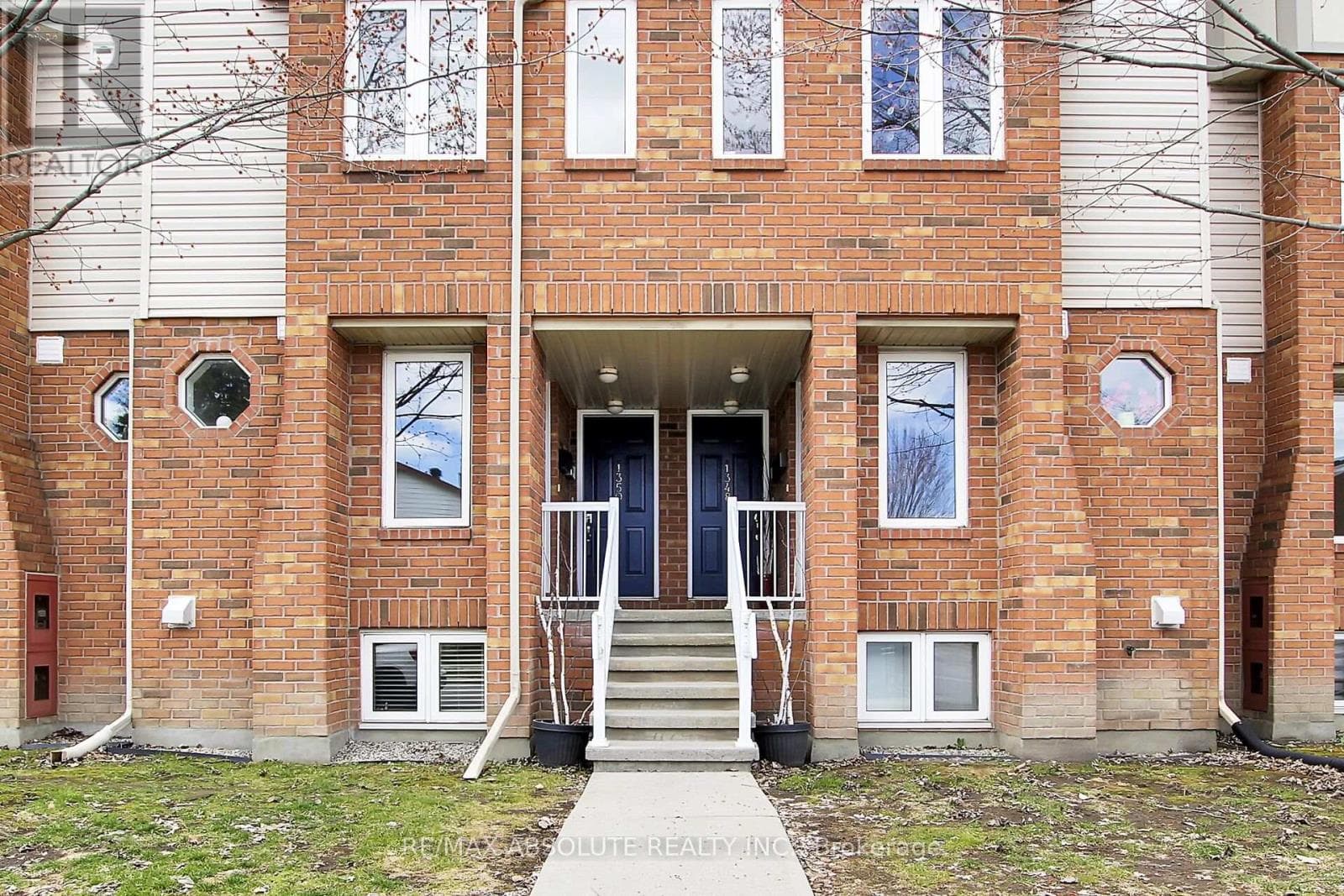 1350 GUTHRIE STREET — photo 1