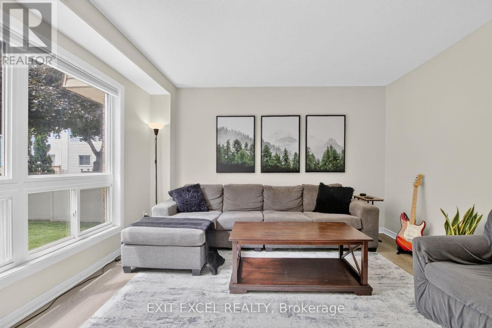 34A FORESTER CRESCENT — photo 4