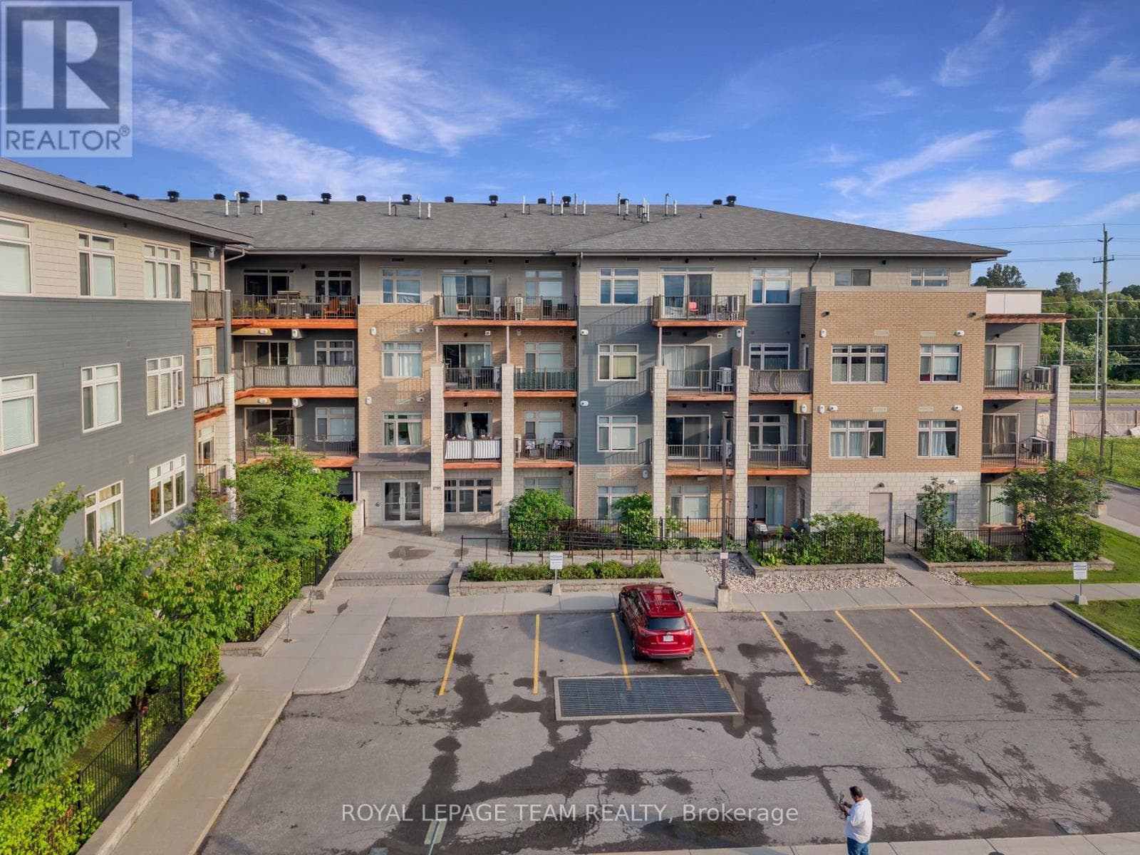 215 - 2785 BASELINE ROAD — photo 1