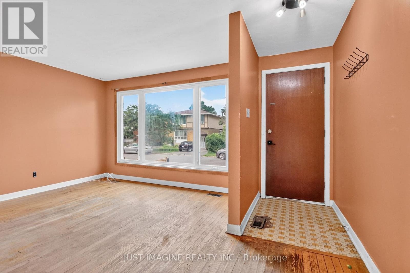 2654 CONN STREET — photo 4