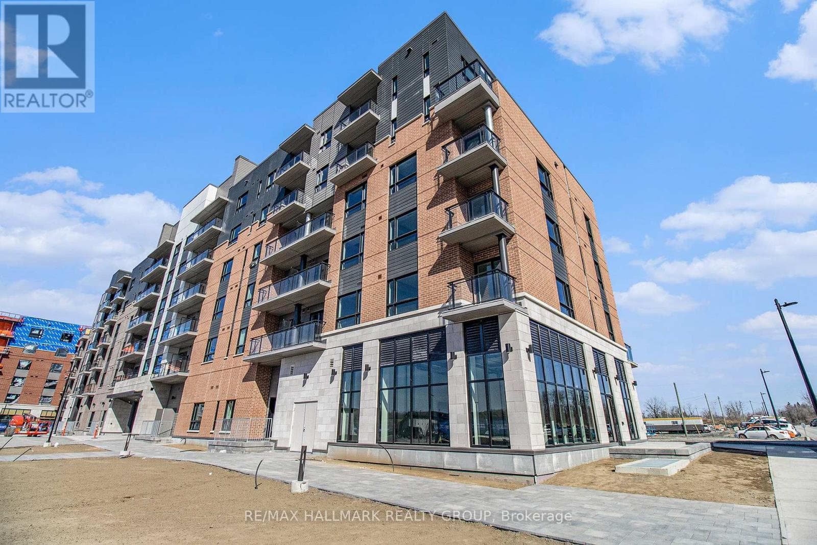 614 - 1350 HEMLOCK ROAD